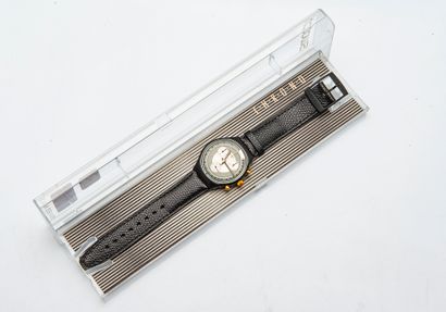 SWATCH
1992
Chronograph, model Colossal SCB...