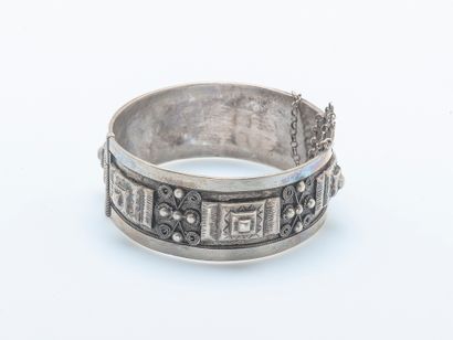 Silver hinged bracelet (925 ‰) decorated...