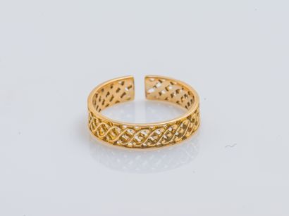MEDECINE DOUCE
Bague bandeau ouverte modèle...
