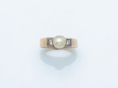 Bague en or jaune 18 carats (750 ‰) et platine...