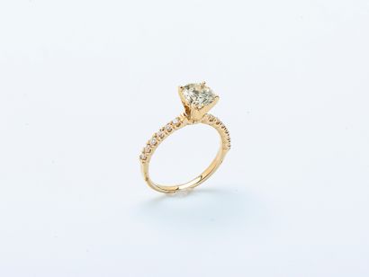 Bague solitaire en or jaune 14 carats (585...