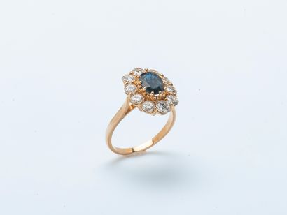 Bague fleur en or jaune 18 carats (750 millièmes)...