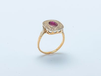 Bague en or jaune 18 carats (750 ‰) sertie...