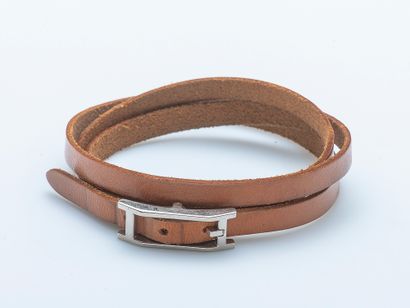 HERMES
Bracelet Hapi 3 formant trois tours...