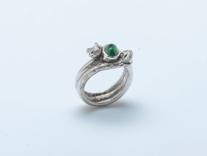Bague en or gris 18 carats (750 ‰) sertie...