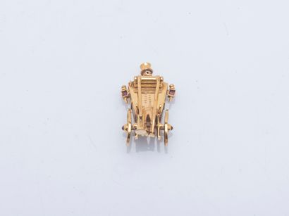 MELLERIO
Carrosse brooch in 18K yellow gold...