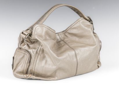 GIVENCHY
Gold-tone leather bag, single handle,...