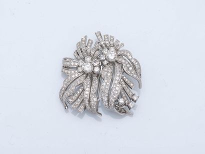 BUCHERER
Sheaf brooch convertible into double...