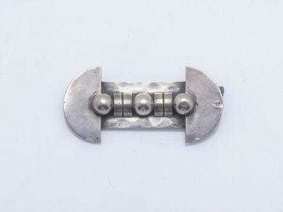 Jean DESPRÉS
Silver (800 ‰) plate brooch...
