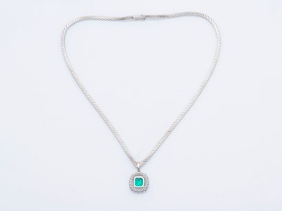 18K (750 ‰) white gold chain and pendant,...