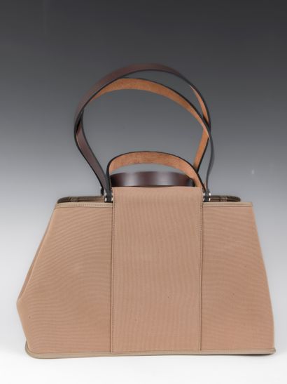 HERMÈS Paris
Cabag