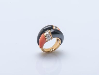 18K yellow gold (750 ‰) domed double rim...
