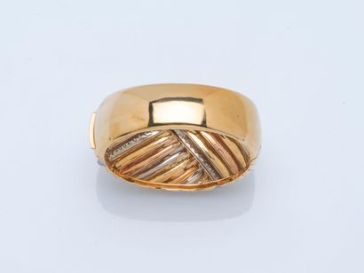 Large rigid bracelet opening adorned with...