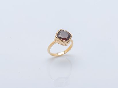 Bague en or jaune 18 carats (750 ‰) sertie...