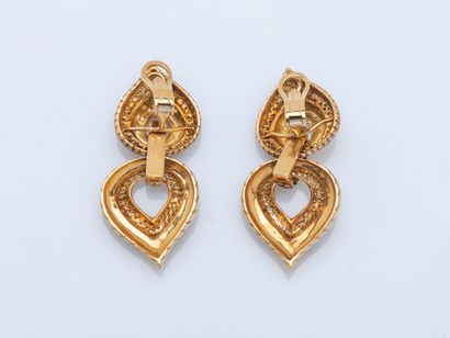 Eric BERTRAND New York
Pair of earrings in...
