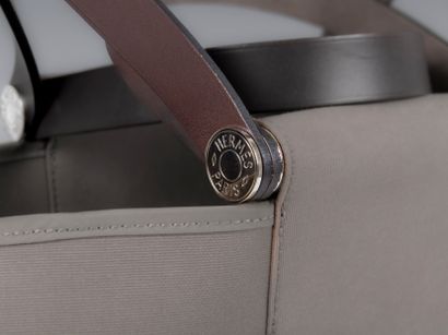 HERMÈS Paris
Cabag