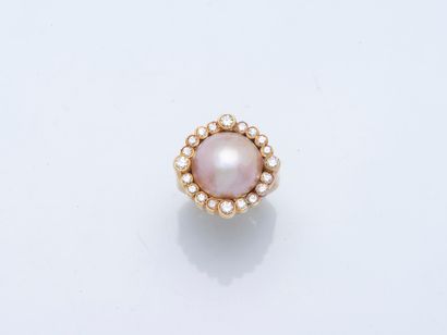 Chevalière-shaped dome ring in 18K yellow...