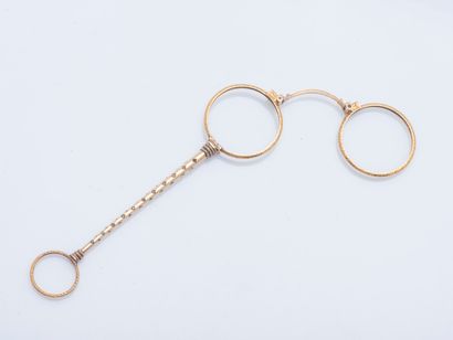 Retractable hand-face in 18K yellow gold...
