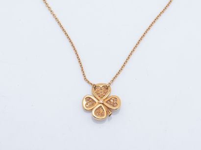 Necklace formed of a jaseron link chain and...