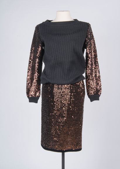 SAINT LAURENT Left Bank
Set includes a wool...