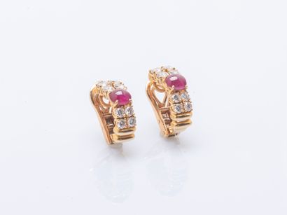 André VASSORT
Pair of 18K yellow gold (750...