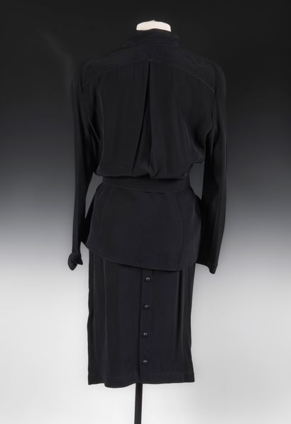 Thierry MUGLER
Black ensemble featuring a...