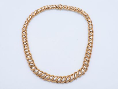 Choker necklace in 18k yellow gold (750 ‰)...