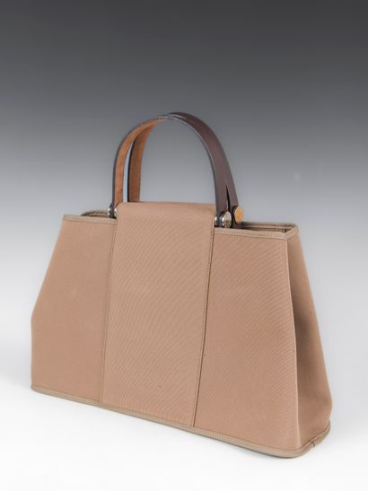 HERMÈS Paris
Cabag