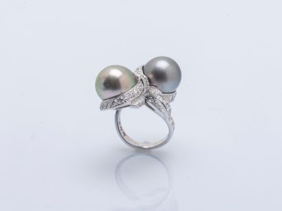 CHANEL
18K (750 ‰) white gold ring set with...