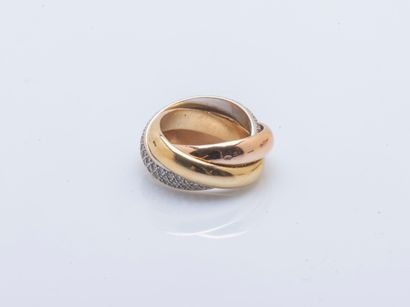 Ring formed of three interlaced rings in...