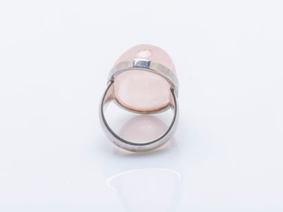 Silver ring (925 ‰) adorned with a large...