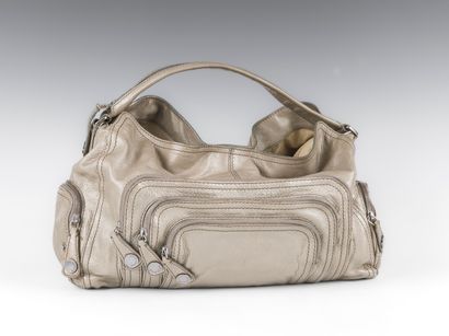 GIVENCHY
Gold-tone leather bag, single handle,...