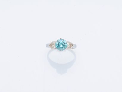 Bague en or gris 18 carats (750 ‰) sertie...