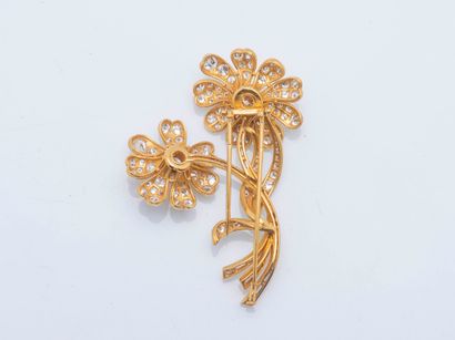 Important 18K yellow gold (750 ‰) flower...