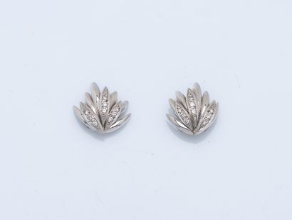 Pair of 18K (750 ‰) white gold lapel clips...