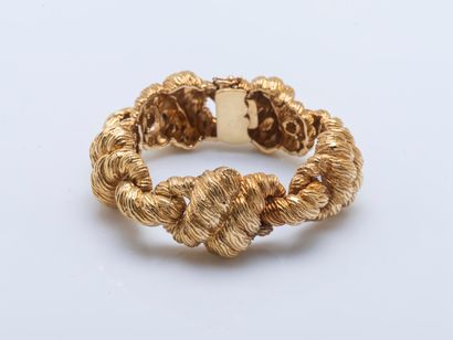 Bracelet montre à secret dissimulé dans un...