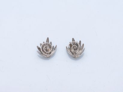 Pair of 18K (750 ‰) white gold lapel clips...