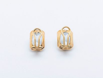 Pair of 18K yellow gold (750 ‰) earrings...