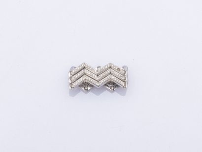Bague bandeau articulé en or gris 18 carats...