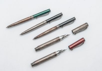 VALERIA MATTA
Set of three retractable ballpoint...