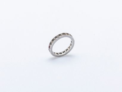 American wedding band setting in platinum...