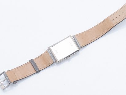 WYLER
Rectangular watch, curved steel case...