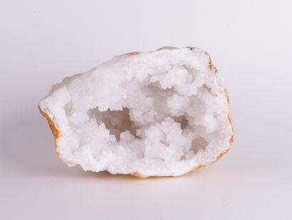 Géode de quartz, Smara, Maroc. 
Dim. : 18...