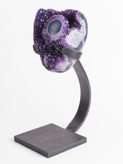 Améthyste socle, Uruguay. 
Dim. : 15 x 17...