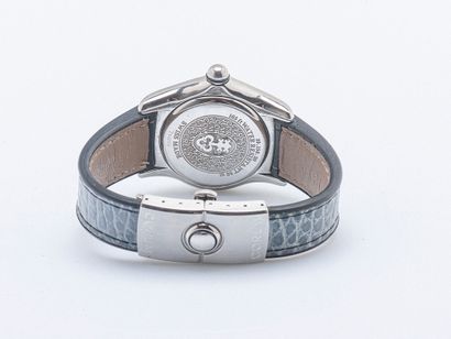CORUM
Ladies' watch, Bubble model, ref. 39.150.20....