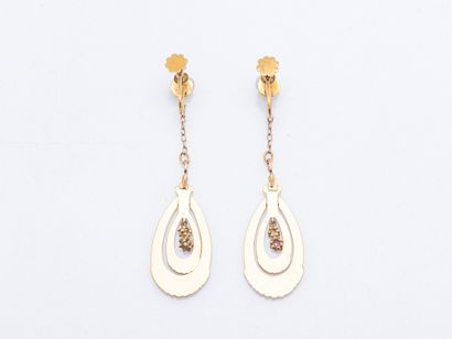 Pair of 18k yellow gold (750 ‰) ear pendants...