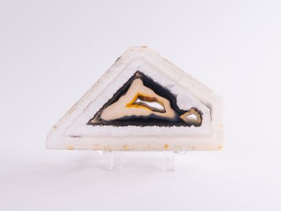 Tranche d'Agate. 
Dim. : 9 x 15 cm