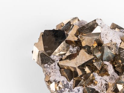 Pyrite, Mine Huanzala, Pérou. 
Dim. : 16...