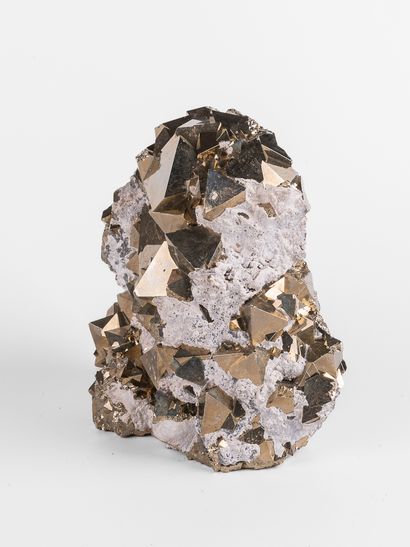Pyrite, Mine Huanzala, Pérou. 
Dim. : 16...