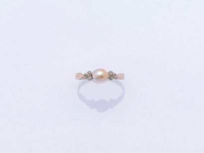 18K rose gold (750 ‰) and platinum (850 ‰)...